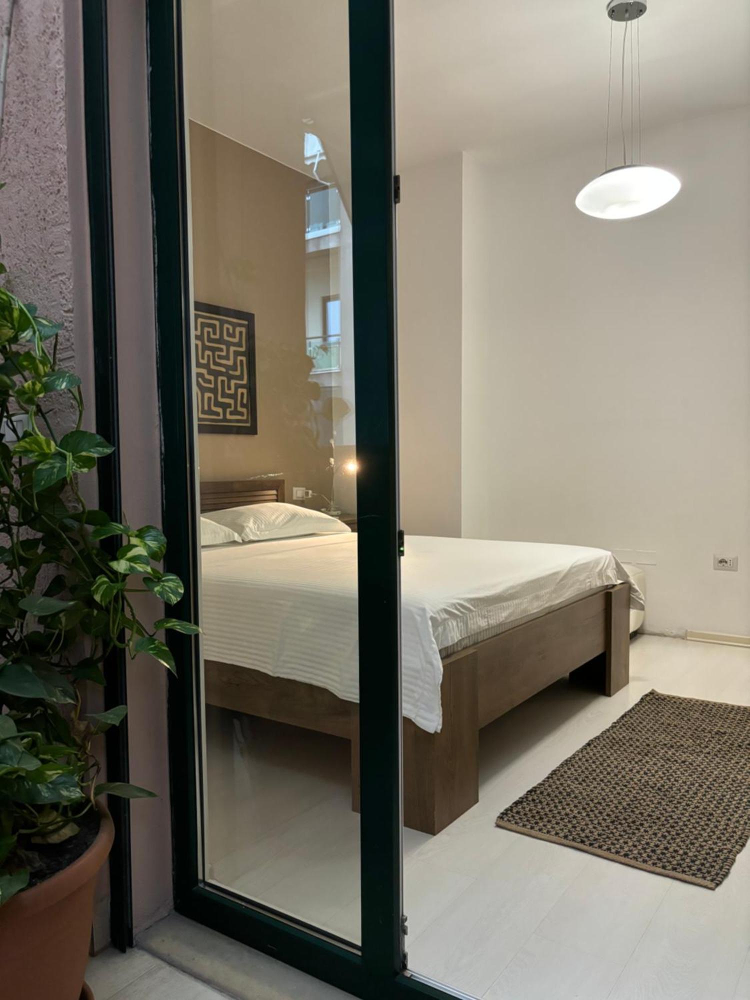 Tam Serviced 2Bdr Apartment City Center No6 Тирана Экстерьер фото