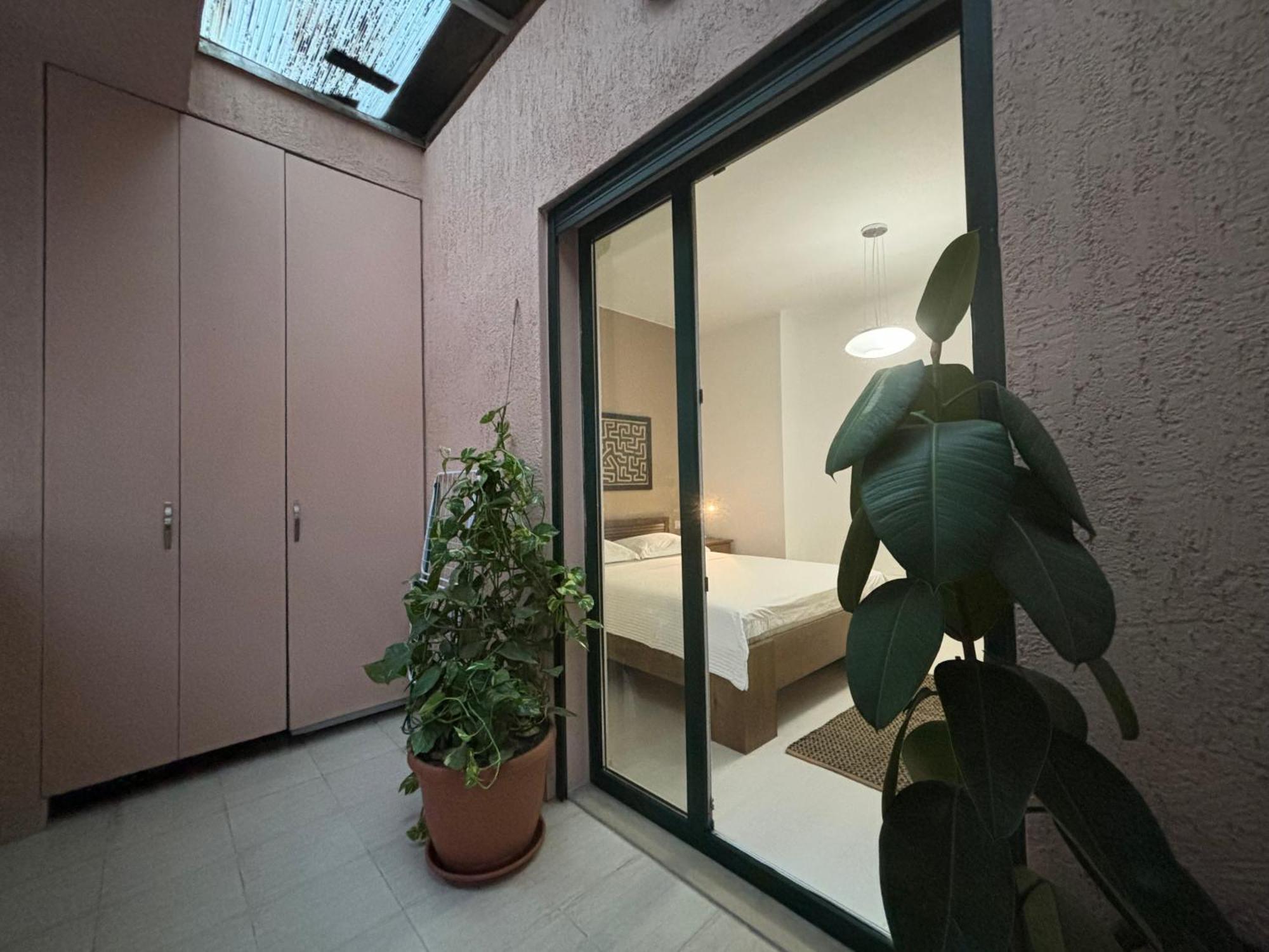 Tam Serviced 2Bdr Apartment City Center No6 Тирана Экстерьер фото