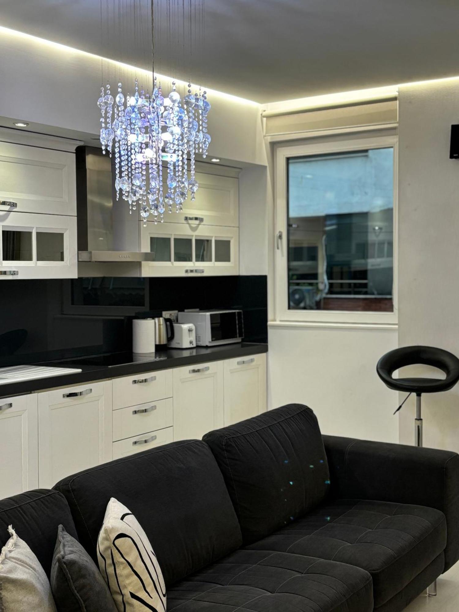 Tam Serviced 2Bdr Apartment City Center No6 Тирана Экстерьер фото