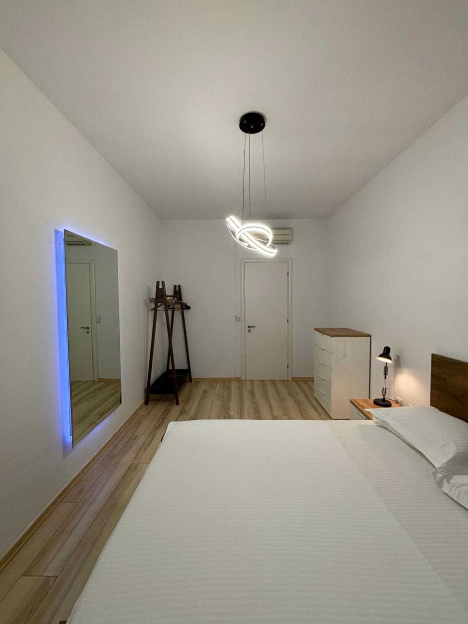 Tam Serviced 2Bdr Apartment City Center No6 Тирана Экстерьер фото