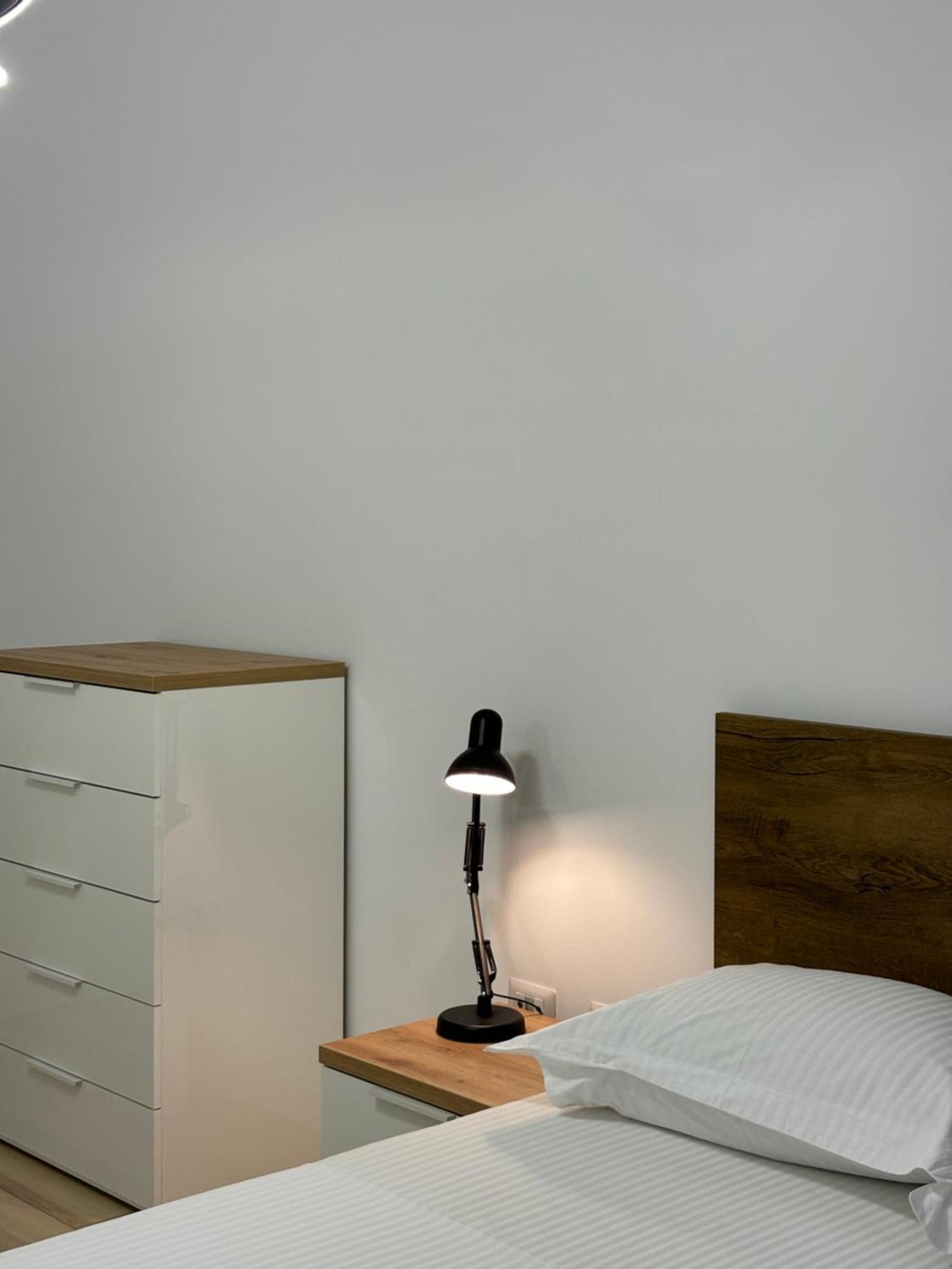 Tam Serviced 2Bdr Apartment City Center No6 Тирана Экстерьер фото